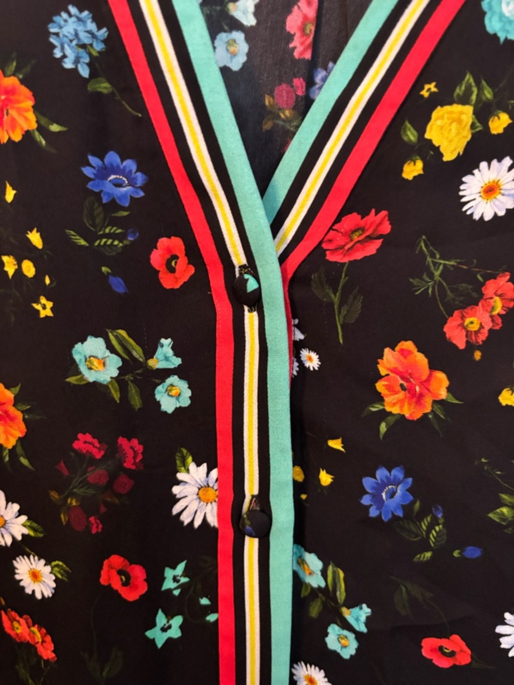 Alice + Olivia floral blouse with dramatic sleeves - Picture 2 of 4